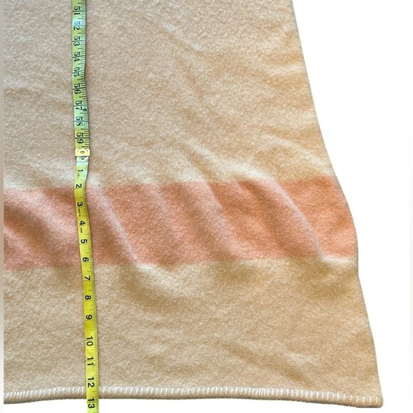Trapper Point Vintage Wool Point Blanket Made in England for Eaton's - Picture 3 of 6